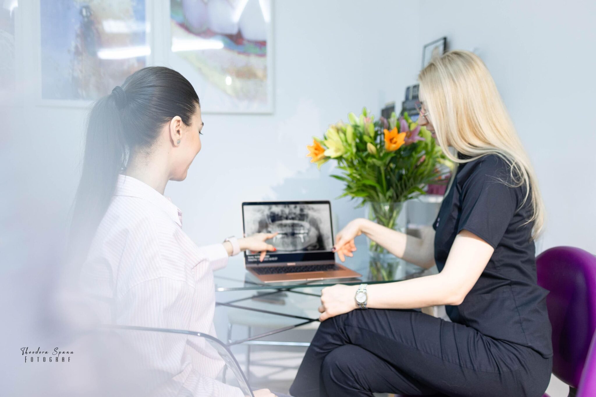 Clinica R Dent – interpretare precisă a radiografiilor dentare pentru un diagnostic corect.