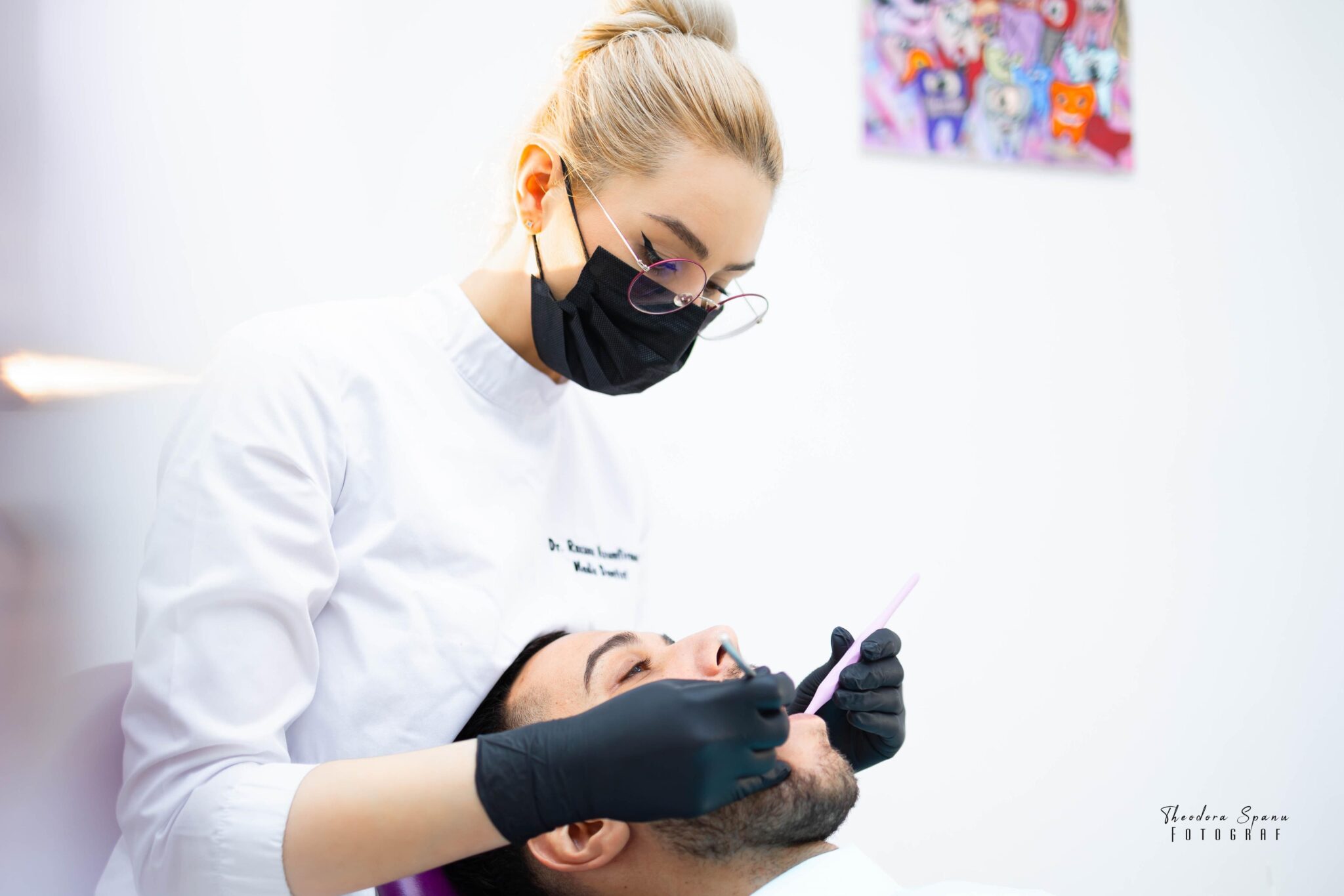 R Dent – grijă pentru zâmbetul tău, cu servicii stomatologice de top.