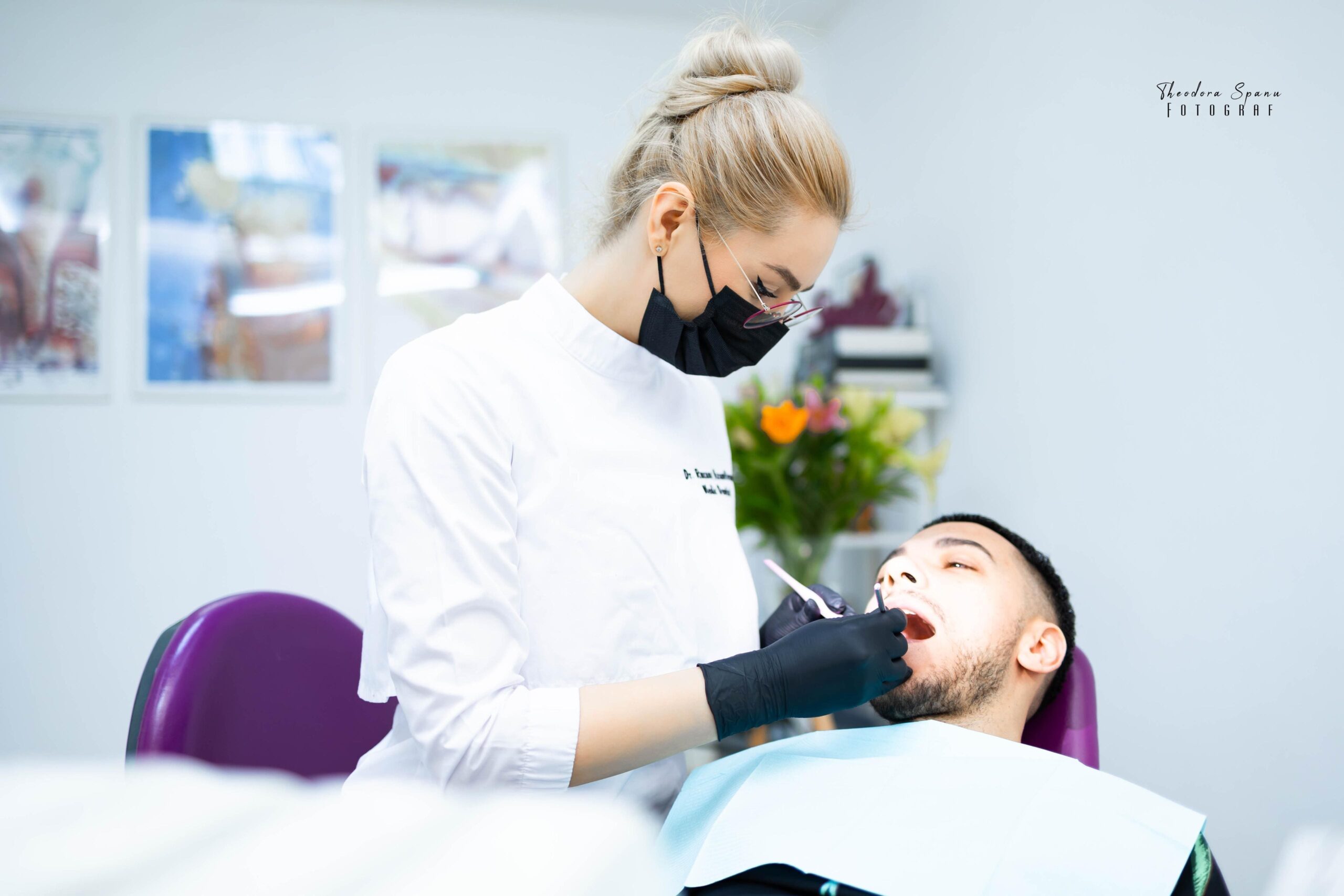 R Dent – cabinet stomatologic modern, dedicat sănătății și esteticii dentare.